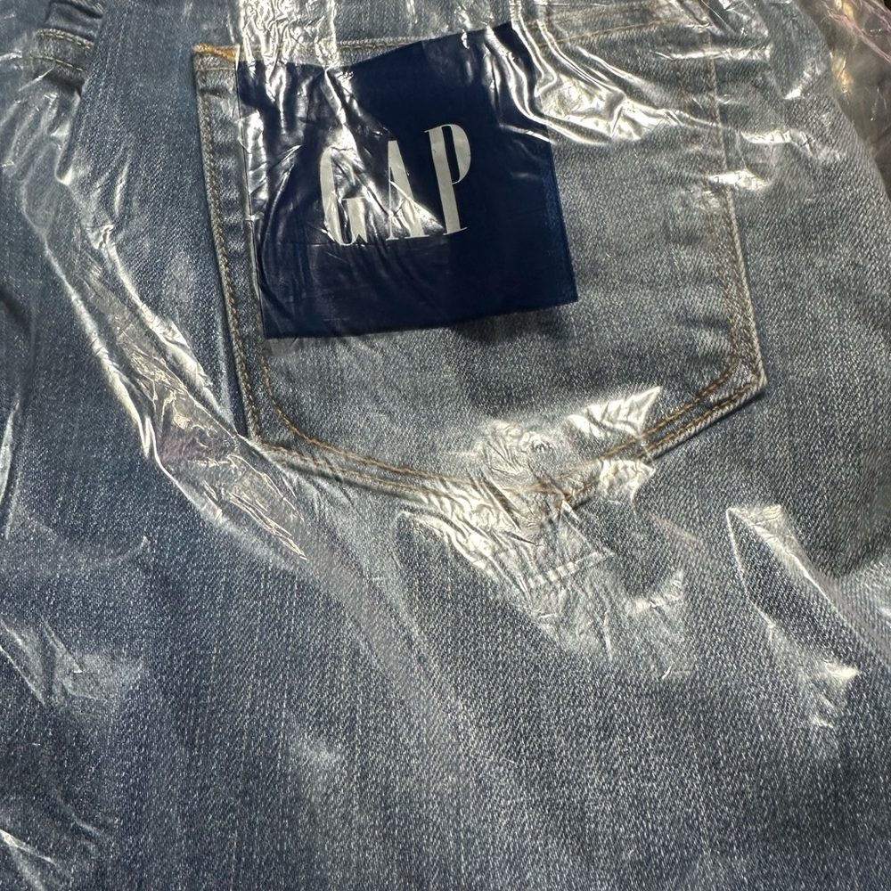 GAP Woman’s  Light Blue Denim Jeans